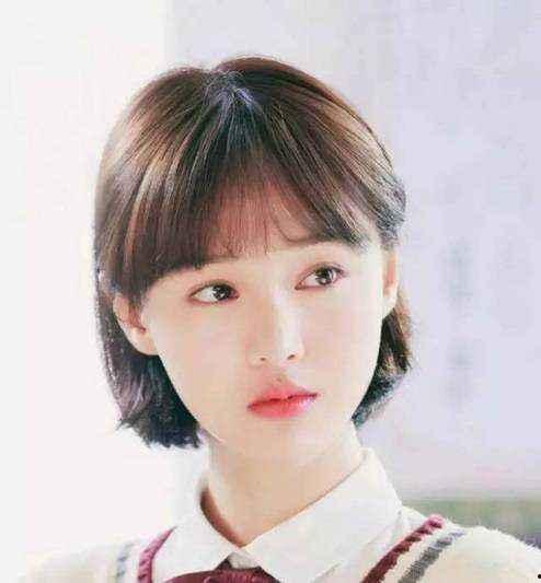 明星怎么都剪短发,明星们为何纷纷剪短发型？